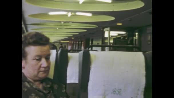 Lago Titisee Germania Giugno 1975 Signori Anziani Intraprendono Viaggio Bordo — Video Stock