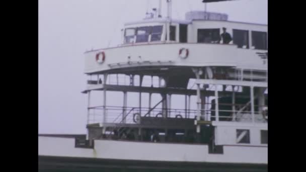 Neuhausen Rheinfall Suiza Junio 1975 Imágenes Ferry Cruzando Río Rin — Vídeos de Stock