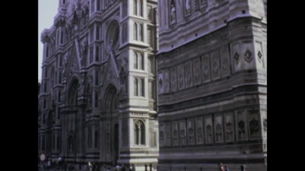 Florencie Itálie Květen 1975 Záběry Let Piazza Del Duomo Florencii — Stock video