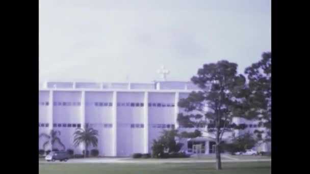 1973年6月 アメリカ合衆国マイアミ フロリダのケネディ宇宙センター70年代のヴィンテージ映像 宇宙探査マイルストーンを展示 — ストック動画
