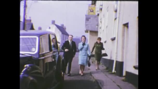 Londyn Wielka Brytania Może 1965 60S Materiał Wideo Zamożnych Angielskich — Wideo stockowe