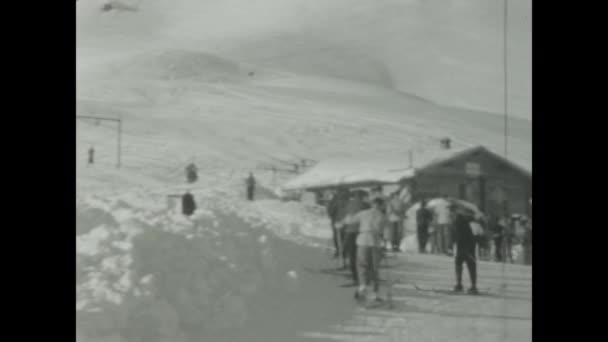 Dolomieten Italië Juni 1955 Luchtfoto Uit Jaren Met Adembenemende Skipistes — Stockvideo