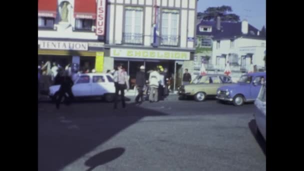 Paris França Maio 1975 Uma Agitada Cena Dos Anos Paris — Vídeo de Stock