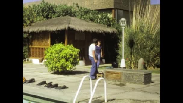 Fuerteventura Spanyolország 1975 Június Szüreti Felvétel Évek Medencéjében Tartott Búvártanfolyam — Stock videók