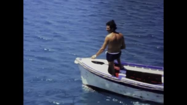 1975年6月 吸引游客乘船游览罗得岛 希腊罗得岛 1970年代 — 图库视频影像