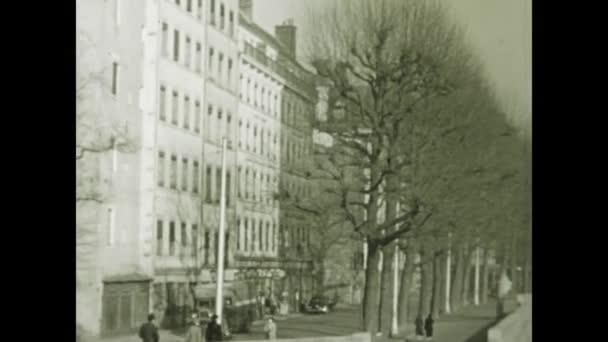 1932年法国里昂行军 展示1930年代里昂城市各种景观的影像 — 图库视频影像