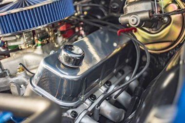 Klasik mühendislik ve otomotiv tarihi sergileniyor..