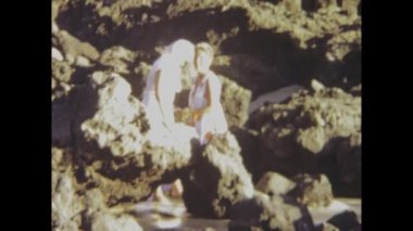 Miami, Birleşik Devletler 1975: 1970 'lerde Florida' nın çarpıcı kayalık kıyı şeridini keşfeden insanlar.