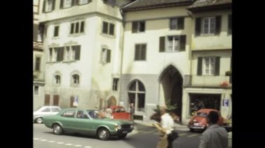 Stuttgrat, Almanya Mayıs 1975, klasik cazibe resim sokaklarını gözler önüne seriyor, yarı ahşap evler, ve 1970 'lerdeki günlük yaşam