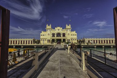 Mondello, İtalya, 20 Ağustos 2025: mimari harikalar, charleston, Mondello sahilinde, Sicilya 'da popüler bir turizm merkezi.