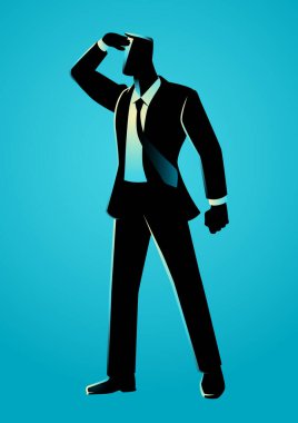 Uzaktan daha iyi görebilmek için eli alnında bir iş adamı. İş dünyası, stratejik planlama ve vizyoner materyaller için ideal, öngörü, hırs ve gelecek planlamasını simgeliyor