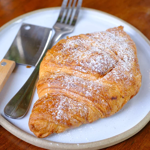 One Croissants White Plate — Stock Photo, Image