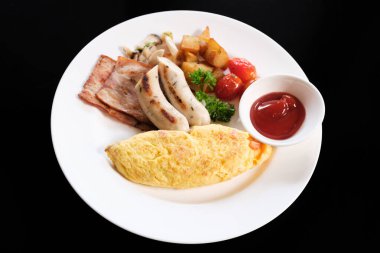 Yumurtalı Amerikan kahvaltısı, pastırma