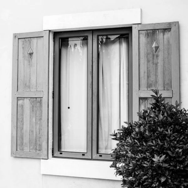 Black White Old Window — Stock Photo, Image