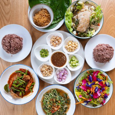 Restoranlarda sağlıklı yiyecekler 