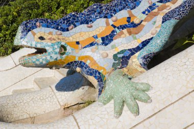 Barselona Park Guell 'deki Semender heykeli.