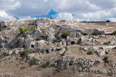 Matera Kanyonu 'ndaki tarih öncesi mağaralar, İtalya' daki Basilicata