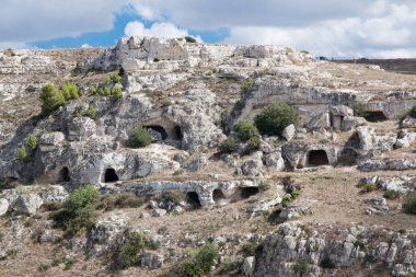 Matera Kanyonu 'ndaki tarih öncesi mağaralar, İtalya' daki Basilicata
