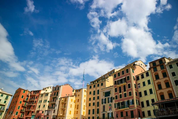 Φωτογραφική Τεκμηρίωση Του Χαρακτηριστικού Πολύχρωμου Χωριού Camogli Liguria Ιταλία — Φωτογραφία Αρχείου