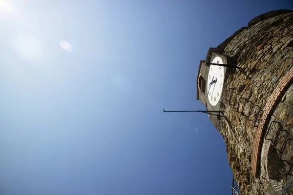 Documentation Photographique Tour Horloge Château Riomaggiore Dans Les Cinque Terre — Photo