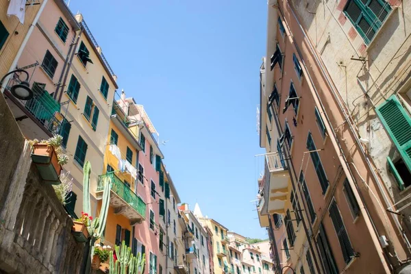 Φωτογραφικό Ντοκουμέντο Του Πολύχρωμου Κεντρικού Δρόμου Της Riomaggiore Liguria Ιταλία — Φωτογραφία Αρχείου