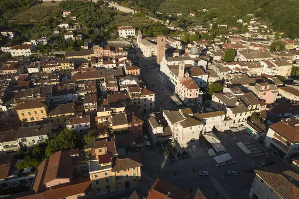 Аэрофотодокументация Художественного Города Пьетрасанта Тоскана Италия — стоковое фото