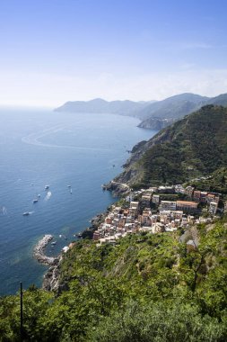 Riomaggiore şehrinin panoramik manzarası Terque Liguria İtalya 