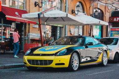 Kyiv, Ukrayna - 14 Haziran 2014: Ferrari 612 Scaglietti