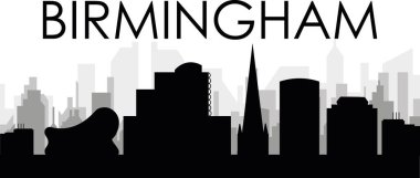 BIRMINGHAM, BİRLİK KINGDOM 'un arka planında gri sisli şehir binaları olan siyah şehir manzarası gökyüzü manzarası