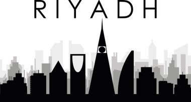 RIYADH, SAUDI ARABIA arka planında gri sisli şehir binaları olan siyah şehir manzarası manzarası