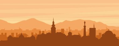 Şehrin sisli arka plan binaları, gündoğumu, bulutlar ve BELGRAD dağları ile kahverengi panoramik posteri
