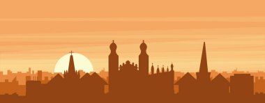 Şehrin sisli arkaplan binaları, gündoğumu, bulutlar ve CAMBRIDGE dağları, UNITED KINGDOM