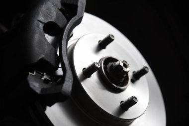 araba fren sistemi ön değiştirme