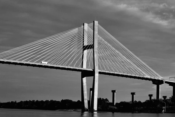 Savannah Georgia Nehri Nden Geçen Köprü Açıklığı — Stok fotoğraf