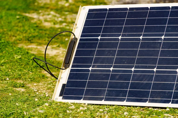 Paneles Fotovoltaicos Solares Portátiles Cargando Baterías Aire Libre Uso Durante — Foto de Stock