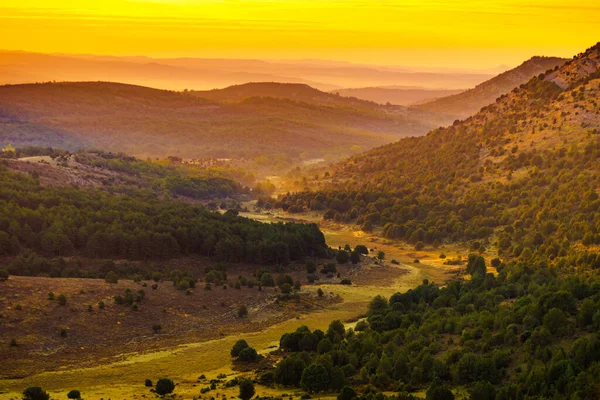 Paisagem Montanha Verde Luz Manhã Terra Montanhosa Burgos Espanha — Fotografia de Stock