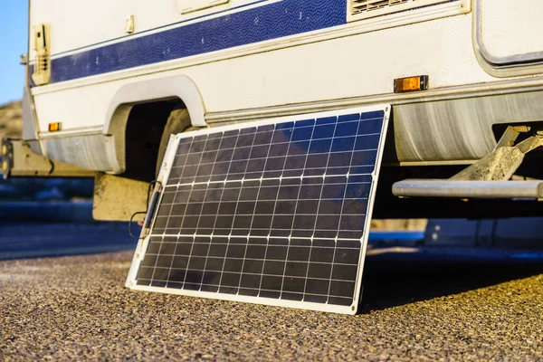 Painel Fotovoltaico Solar Portátil Bateria Carregamento Carro Campismo — Fotografia de Stock