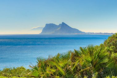 Cebelitarık kayası, İngiliz denizaşırı toprakları, İspanya kıyıları. Turist eğlencesi.