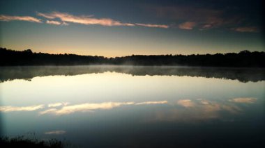 Gölle sabah manzarası. Povoa e meadas dam in castelo de vide, alentejo Portekiz.