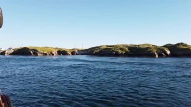 Burtonport ve Arranmore arasında Rutland Adası 'ndan geçiyor..