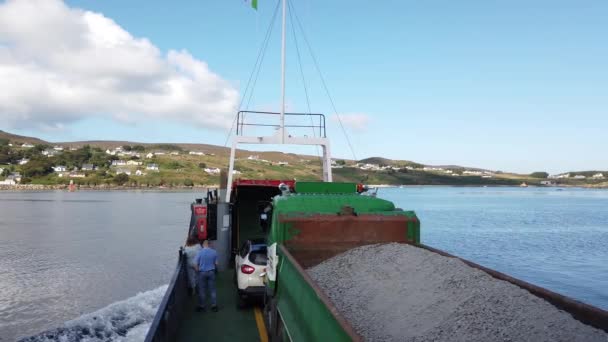 Arranmore County Donegal Irlanda Agosto 2022 Ferry Vermelho Arranmore Entre — Vídeo de Stock