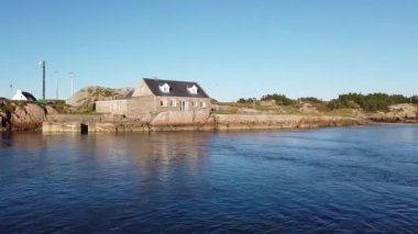 Arranmore ve Burtonport arasındaki Edernish adasını geçiyoruz..