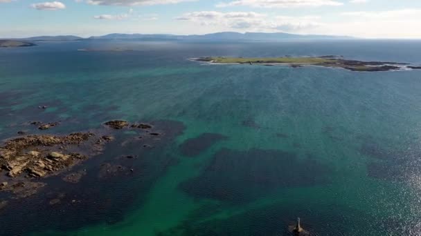 Luchtfoto Van Inishkeeragh Island Vanaf Clouhhcorr Beach Arranmore Island County — Stockvideo