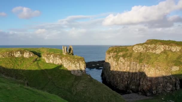 Dunseverick Castle Een Plaats Het Noord Ierse Graafschap County Antrim — Stockvideo