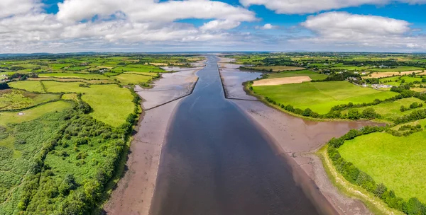 メイヨー州バリナの川の景色 アイルランド共和国 — ストック写真