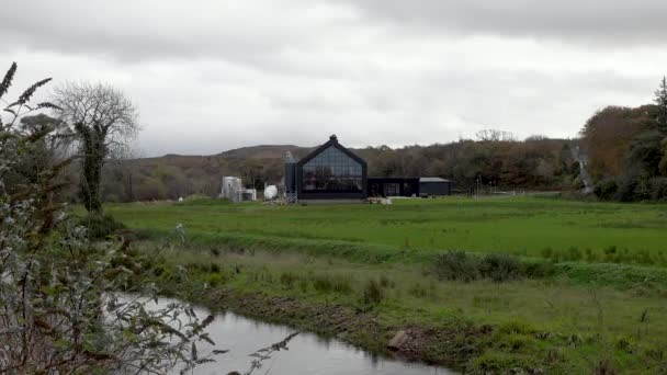 Ardara County Donegal Irlanda Novembro 2022 Destilaria Ardara Produz Wild — Vídeo de Stock