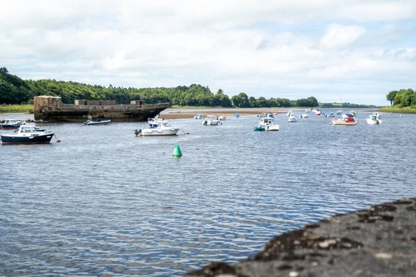 Ballina Ιρλανδια Ιουλιου 2022 Σκάφος Σκυροδέματος Στον Ποταμό Μόι — Φωτογραφία Αρχείου