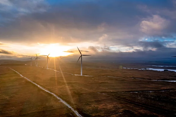 Increíble Amanecer Parque Eólico Loughderryduff Entre Ardara Portnoo Condado Donegal — Foto de Stock