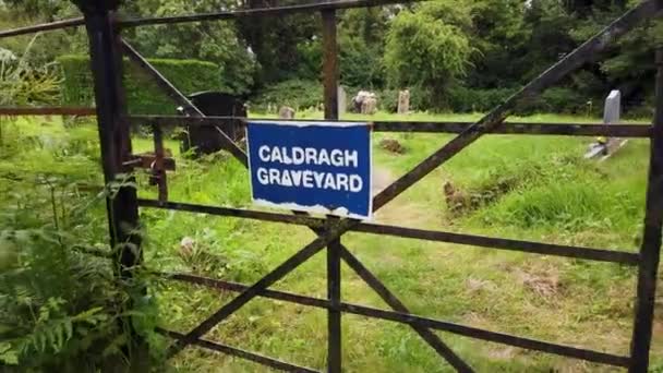 Caldraghin Hautausmaan Portti Boan Saarella Ala Lough Ernessä Pohjois Irlanti — kuvapankkivideo
