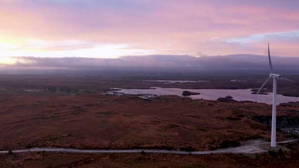 Utrolig Soloppgang Loughderryduff Vindfarmen Mellom Ardara Portnoo Donegal Irland – stockvideo